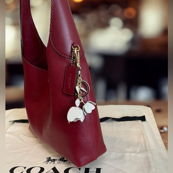 Coach Brooklyn 28 + Coach Flower Charm - Picture 7 of 13